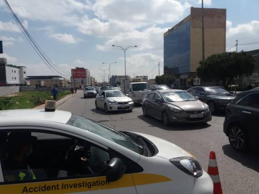 شارع المدينة المنورة يشهد حركة كثيفة للمركبات..ما هو السبب؟؟