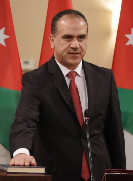 وزير الزراعة يضع استقالته بين يديّ رئيس الوزراء