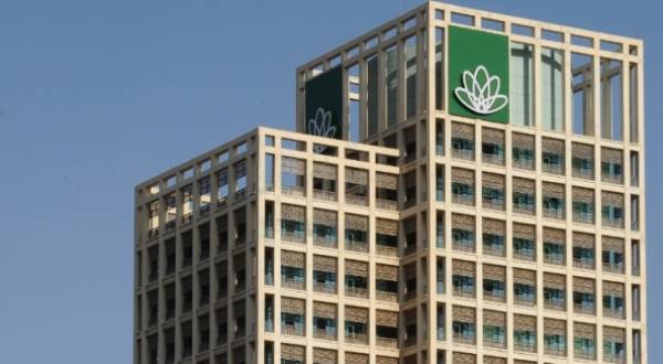 بنك القاهرة عمان يتبرع بمليون دينار لصالح صندوق همة وطن