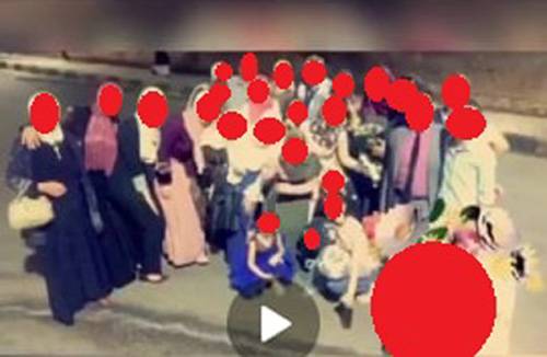 الطبيب المصاب بــ الكورونا  يكشف حقيقة فيديو الحفل المتداول لعائلته