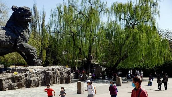 الصين تدق ناقوس الخطر بعد ارتفاع عدد الإصابات الوافدة بكورونا