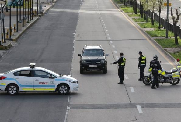 ضبط 27 مركبة و134 شخصاً خرقوا حظر التجول في الزرقاء