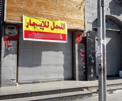 أضرار القطاع الخاص في زمن كورونا .. الميكانيكي والنجار وسائق التاكسي (الأصفر) والحلاق