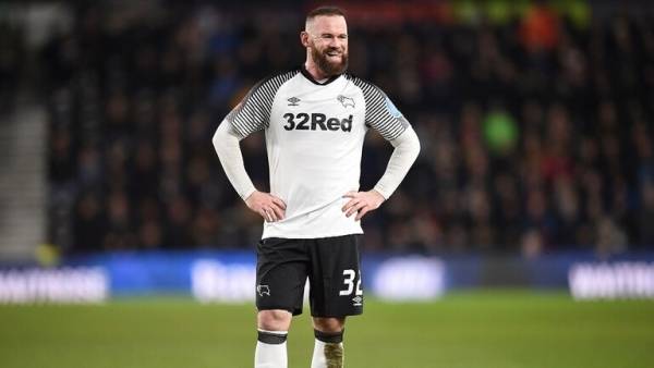 روني ينضم إلى الجدل بشأن عار تخفيض رواتب اللاعبين