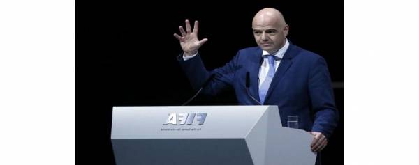 «فيفا» يحاول علاج مشكلة خفض رواتب اللاعبين