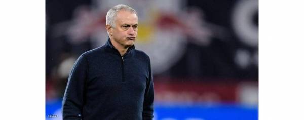 توتنهام يعلّق على صور مورينيو المخالفة لأوامر الحكومة