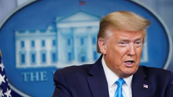 أزمة فيروس كورونا المستجد كشفت شخصية ترامب الرافض للانتقادات والساعي وراء التمجيد الشخصي