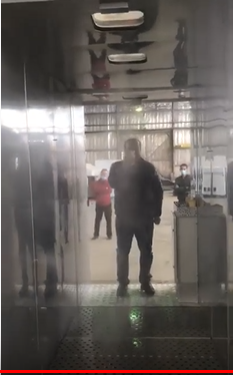 على الطريقة العالمية ..جهاز أردني لتعقيم الأشخاص ضد كورونا