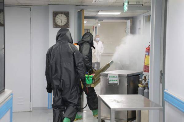 الدفاع المدني يطهّر 131 منشآة للحد من انتشار كورونا