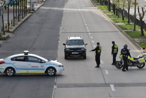 ضبط 38 مركبة و 65 شخصاً خرقوا الحظر بالزرقاء