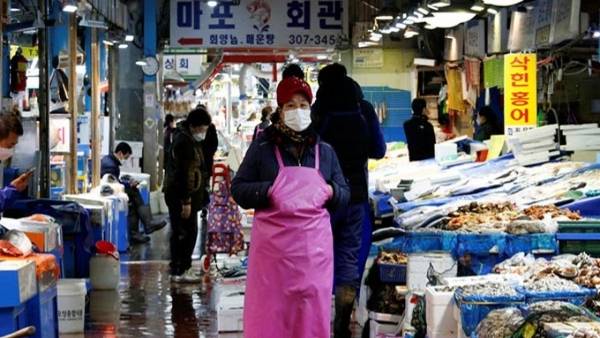 الصين تعيد فتح أكبر سوق للحيوانات الحية في ووهان