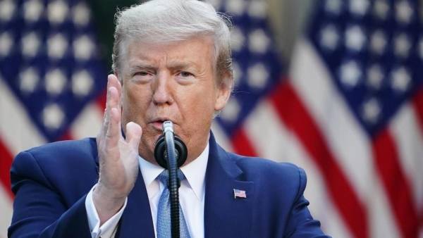 ترامب يقترح إعادة فتح الاقتصاد على 3 مراحل