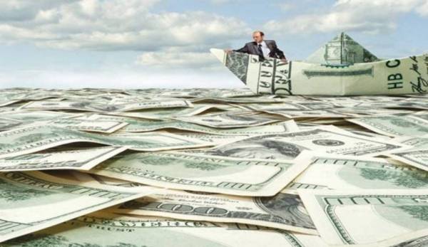 ملياردير يشرح كيف يستثمر ثروته مع تعطل الاقتصاد العالمي