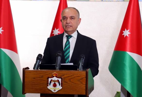 العضايلة: توجه للسير بعودة قطاعات إلى العمل وتعديلات اجراءات الحظر في بعض المحافظات