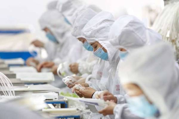 أول دولة عربية تعلن خلوها من كورونا