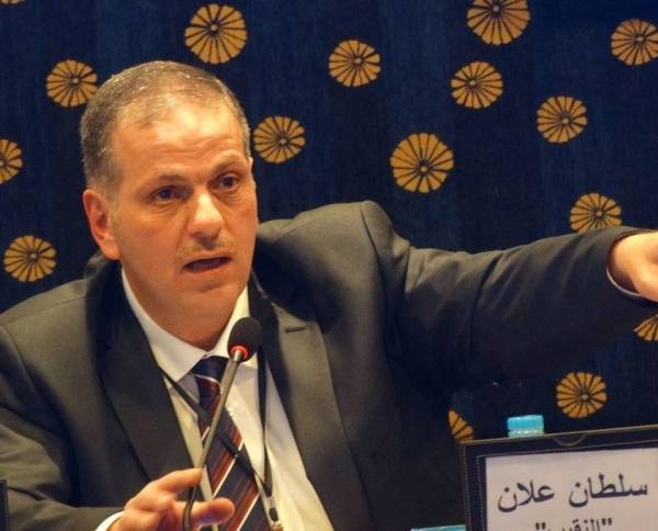 علان يقدم استقالته من نقابة تجار الألبسة احتجاجا على قرارات الحكومة