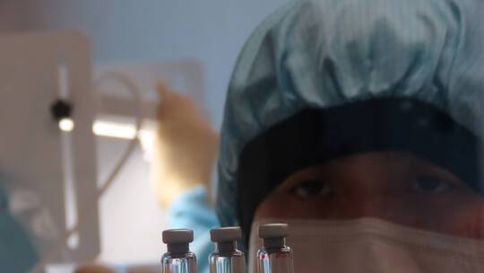 خبير في الصحة العالمية: لا تراهنوا على لقاح ضد كورونا.. قد لن يظهر أبدا