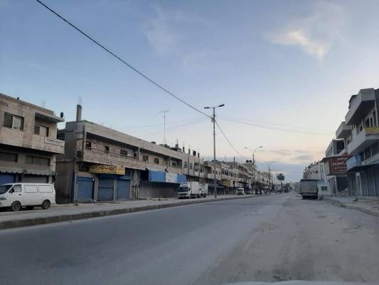 الزرقاء: إغلاق ومخالفة 11 محلاً تجارياً