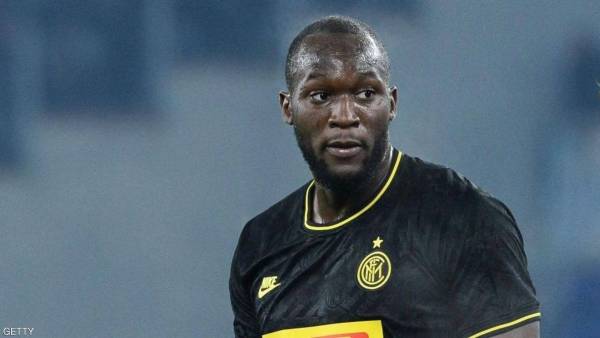 لوكاكو يعتذر عن تصريحات فاجأت ناديه عن كورونا