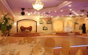 ما مصير صالات الأفراح والبدل البيضاء والسوداءفي الفترة القادمة ؟!!