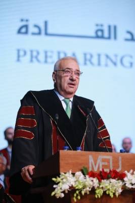 الدكتور يعقوب ناصر الدين يهنئ بحلول الشهر الفضيل ويؤكد المحافظة على الحقوق الوظيفية لكوادر جامعة الشرق الأوسط