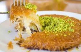 اغلاق محل حلويات قام بالبيع المباشر