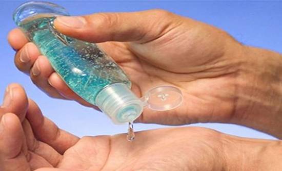 دراسة تكشف مخاطر المبالغة في استخدام معقمات الأيدي