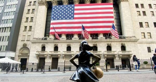 اقتصاد أميركا يواجه صدمة تاريخية.. الوضع خطير