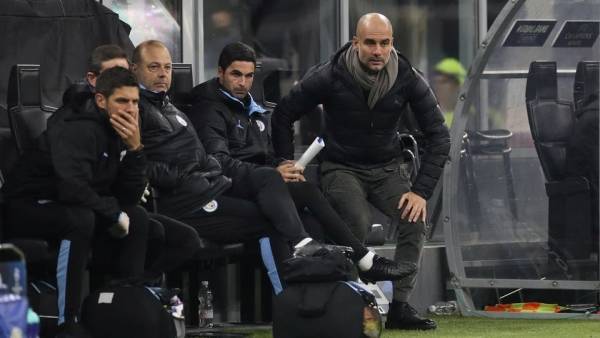 إدخال غوارديولا الحجر الصحي بعد حضور جنازة والدته