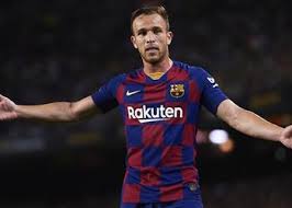 كيكي سيتين يحسم موقفه النهائي من رحيل آرثر عن برشلونة