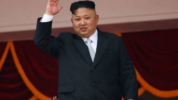 زعيم كوريا الشمالية يظهر علنا لأول مرة منذ (20) يوما