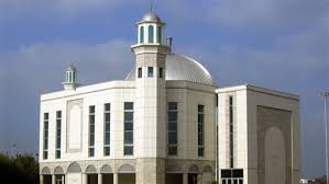 أول أذان علني في لندن