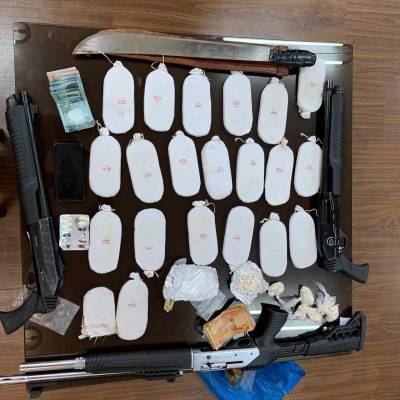 القاء القبض على خمسة مروجي للمواد المخدرة جنوب العاصمة وضبط شخص استخدم سطح منزله لزراعة اشتال الماريجوانا