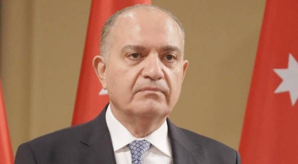 العضايلة: لن نعود لحياتنا الطبيعة إلا بانتهاء كورونا