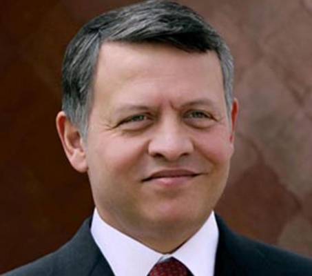 الملك: نسأل الله العلي القدير في هذه الليلة المباركة أن يتقبل صيامنا وقيامنا