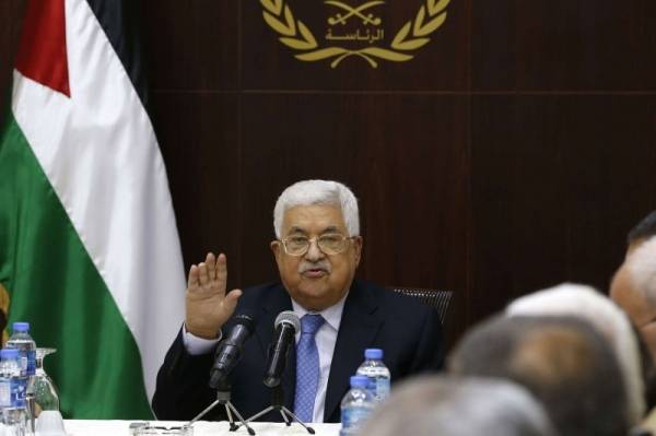 السلطة الفلسطينية تعلق تبادل المعلومات مع المخابرات الأمريكية