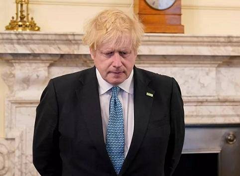 جونسون يشكو ضعف النظر بعد كورونا