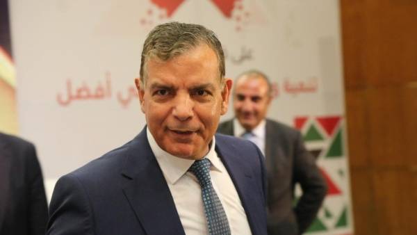 جابر:لا قرار بفتح الطيران قبل الأول من تموز المقبل