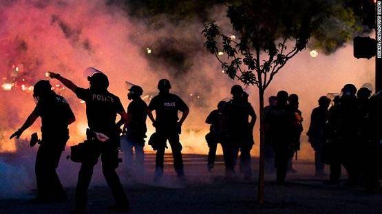 سقوط قتيل باحتجاجات أميركا