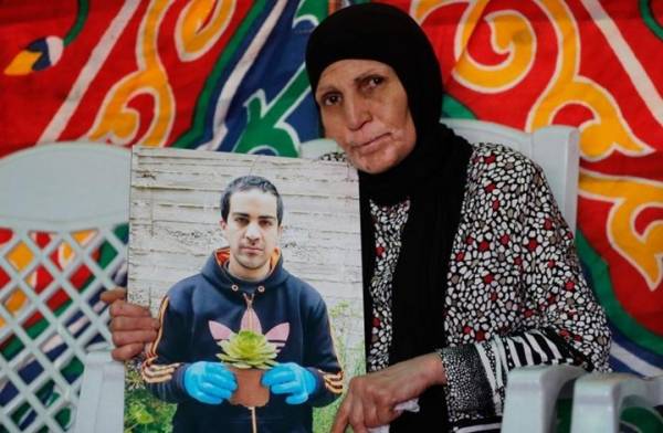 الغارديان: بين قتل الحلاق وفلويد حياة الفلسطينيين أيضا مهمة