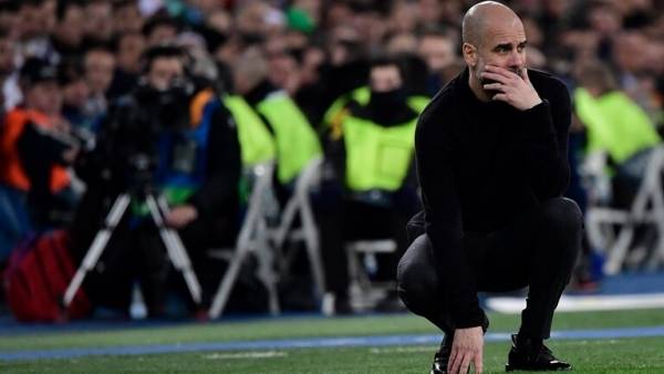 غوارديولا يلجأ إلى أستاذه لمساعدته في مانشستر سيتي