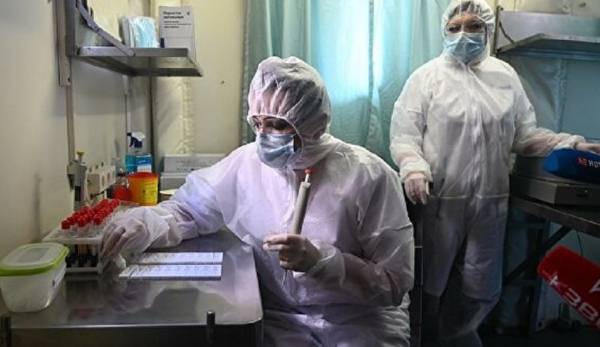 علماء أكسفورد يطلقون ’إعلانا مثيرا’ عن ’اختراق هام’ في علاج كورونا!