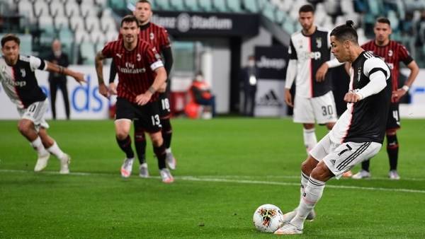 بعد إهداره ضد ميلان.. كم ركلة جزاء أضاع رونالدو في مسيرته؟