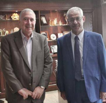 نقيب الاطباء يقاضي وزير الصحة د. سعد جابر !!