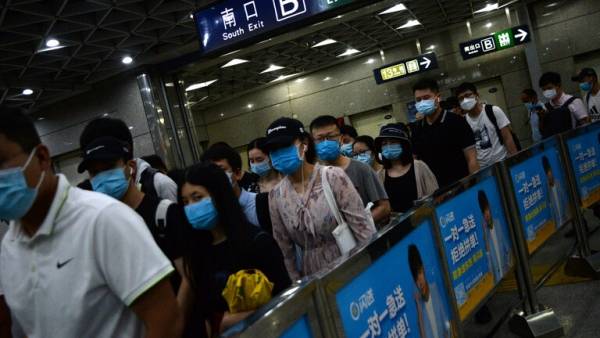الصين تسجل 49 إصابة جديدة بكورونا ومخاوف من موجة وبائية ثانية