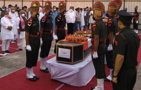 تفاصيل أسوأ معركة بين الصين والهند منذ 60 عاماً بجبال الهيمالايا