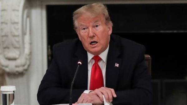 ترامب يجدد تهديداته بقطع العلاقات مع الصين