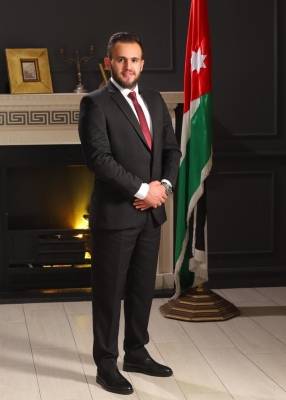 عبدالله الزيود مبارك شهادة البكالوريوس