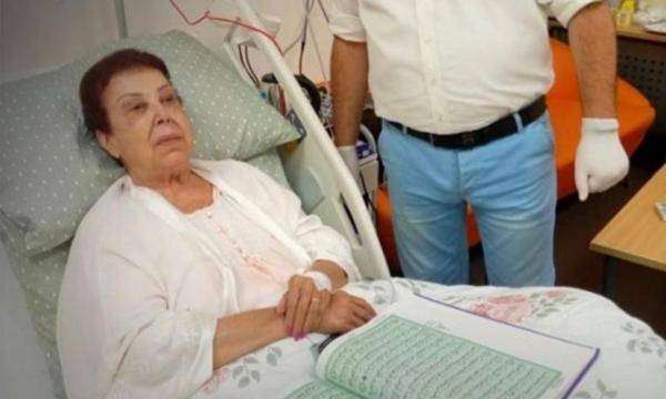 مصادر طبية تكشف سبب تأخر شفاء رجاء الجداوي