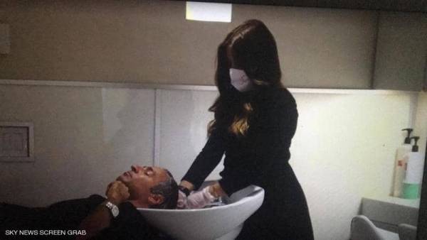 تصفيف الشعر بألف دولار.. وطابور الانتظار بالمئات